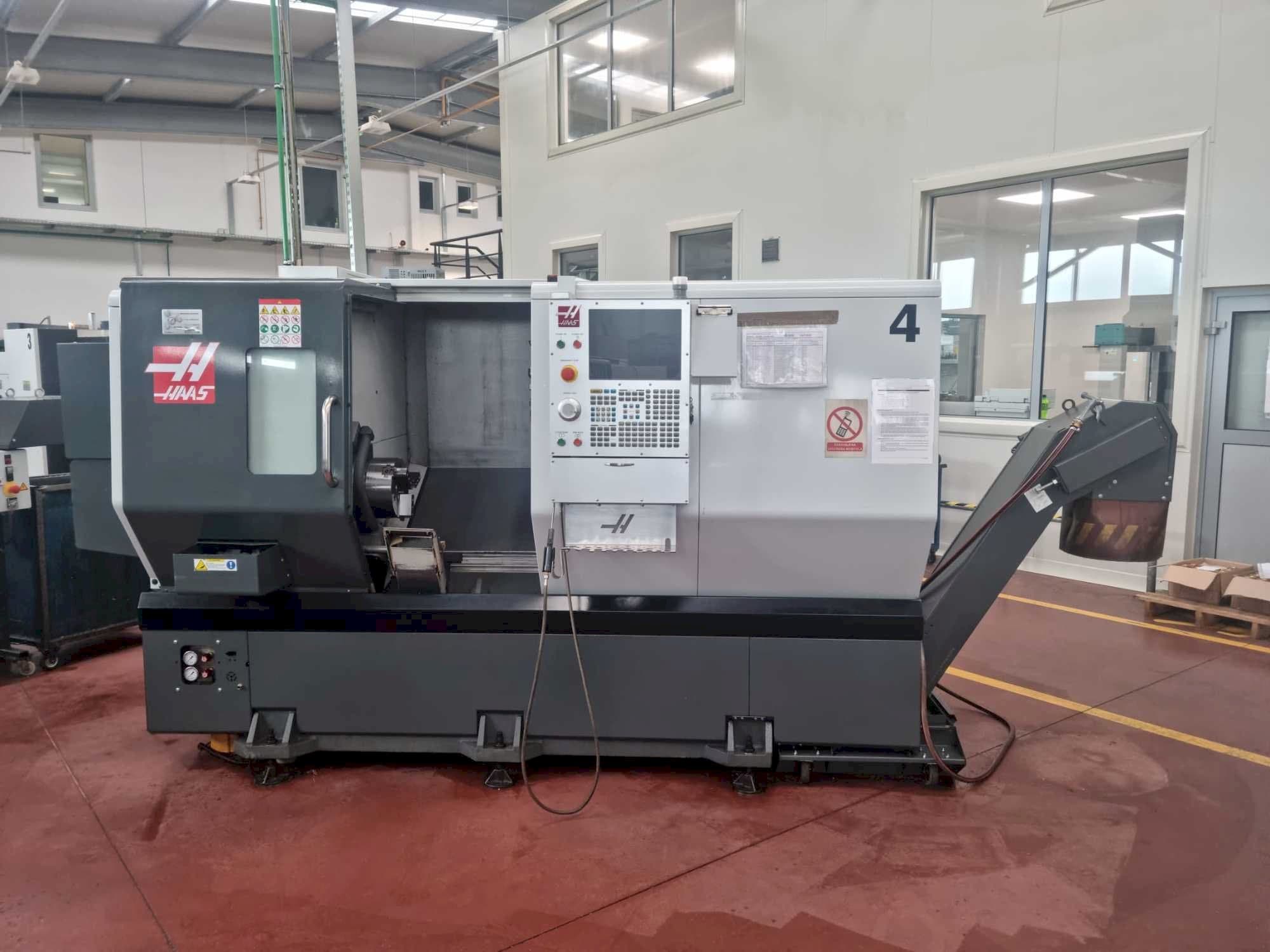 Вид станка HAAS ST-30Y спереди