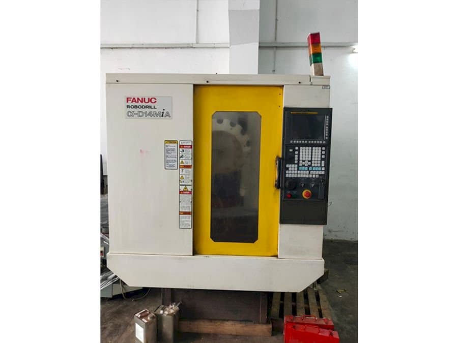 Вид станка FANUC Alpha-D14MiA спереди