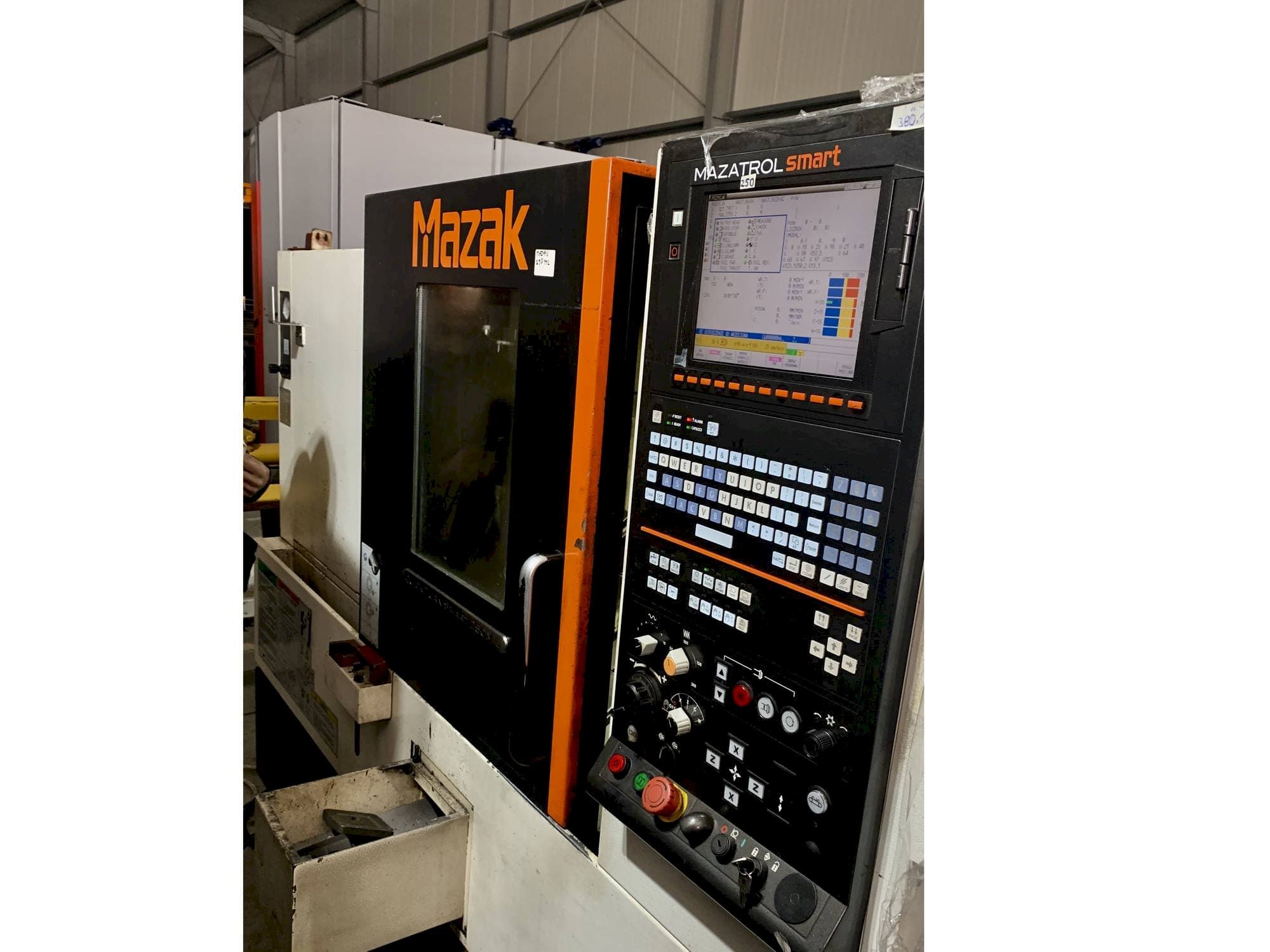Вид станка Mazak QUICK TURN SMART 250 M L спереди