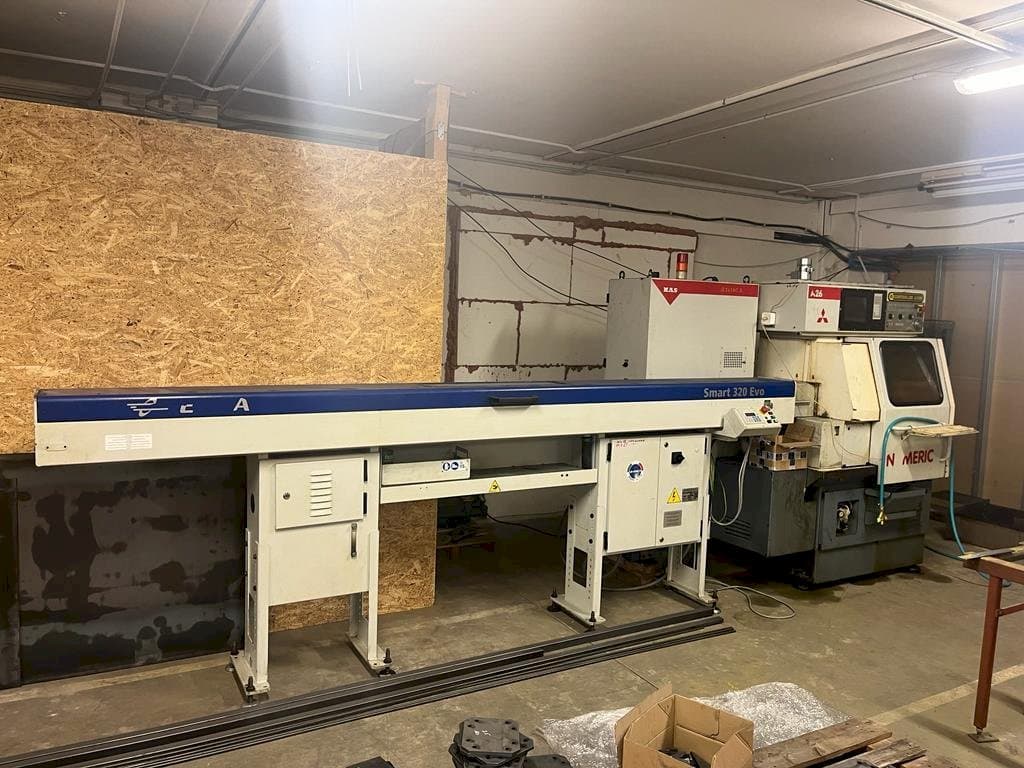 Вид станка KOVOSVIT MAS Numeric A26 CNC спереди