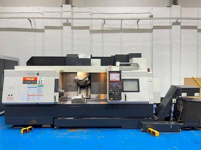 Вид станка Mazak Integrex 200IV ST спереди