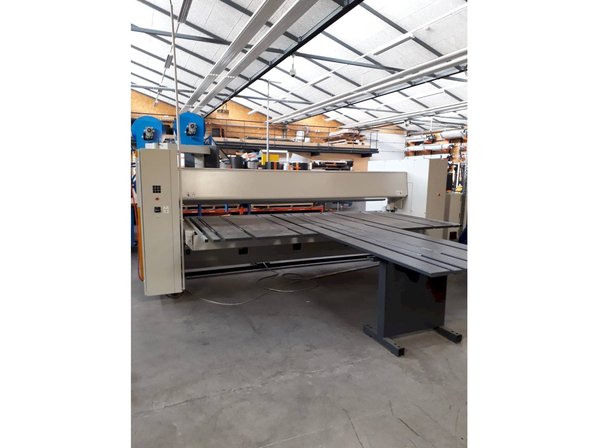 Вид станка RAS 62.30-2 TURBO 2 спереди