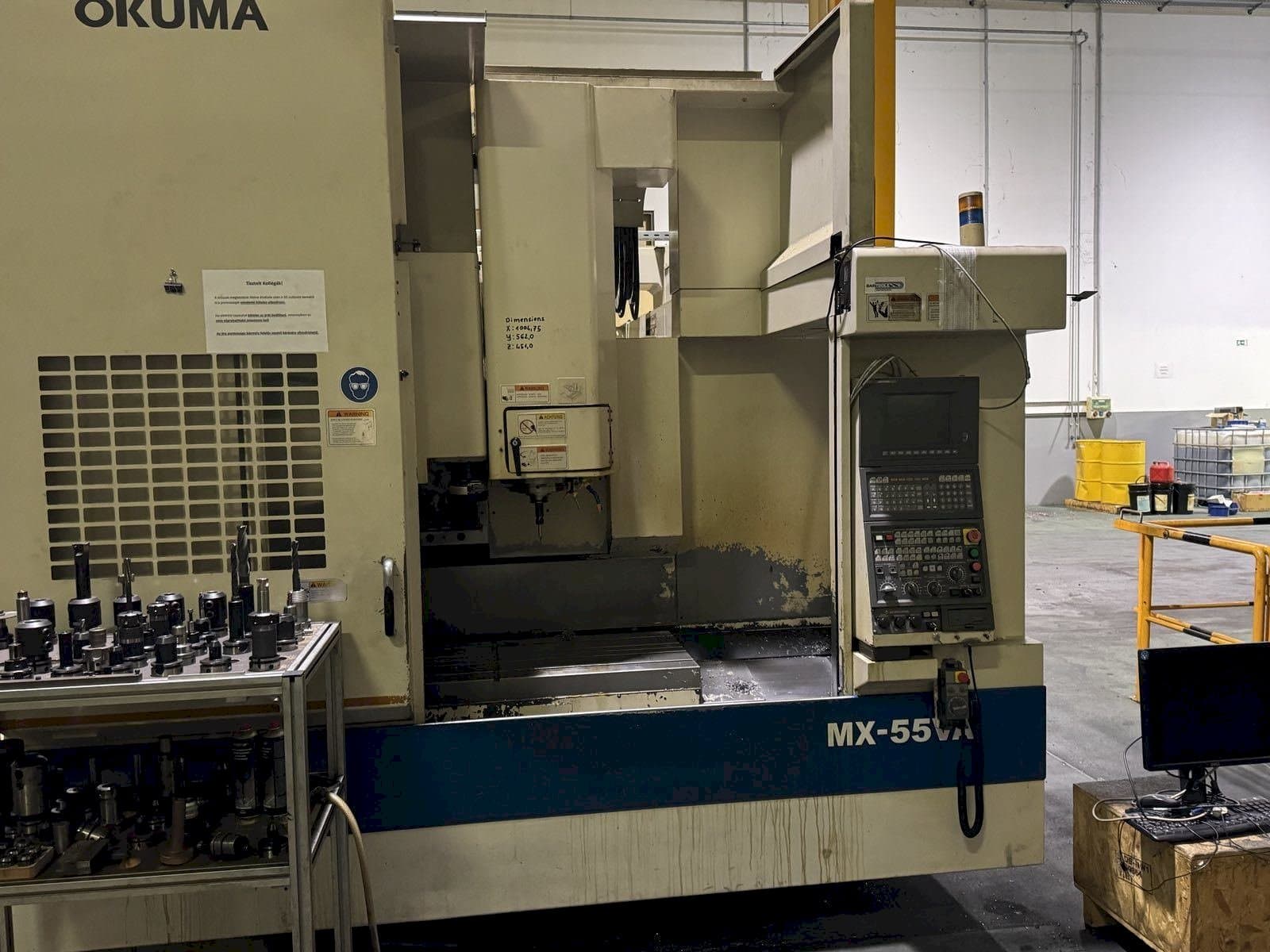 Вид станка Okuma MX55-VA спереди