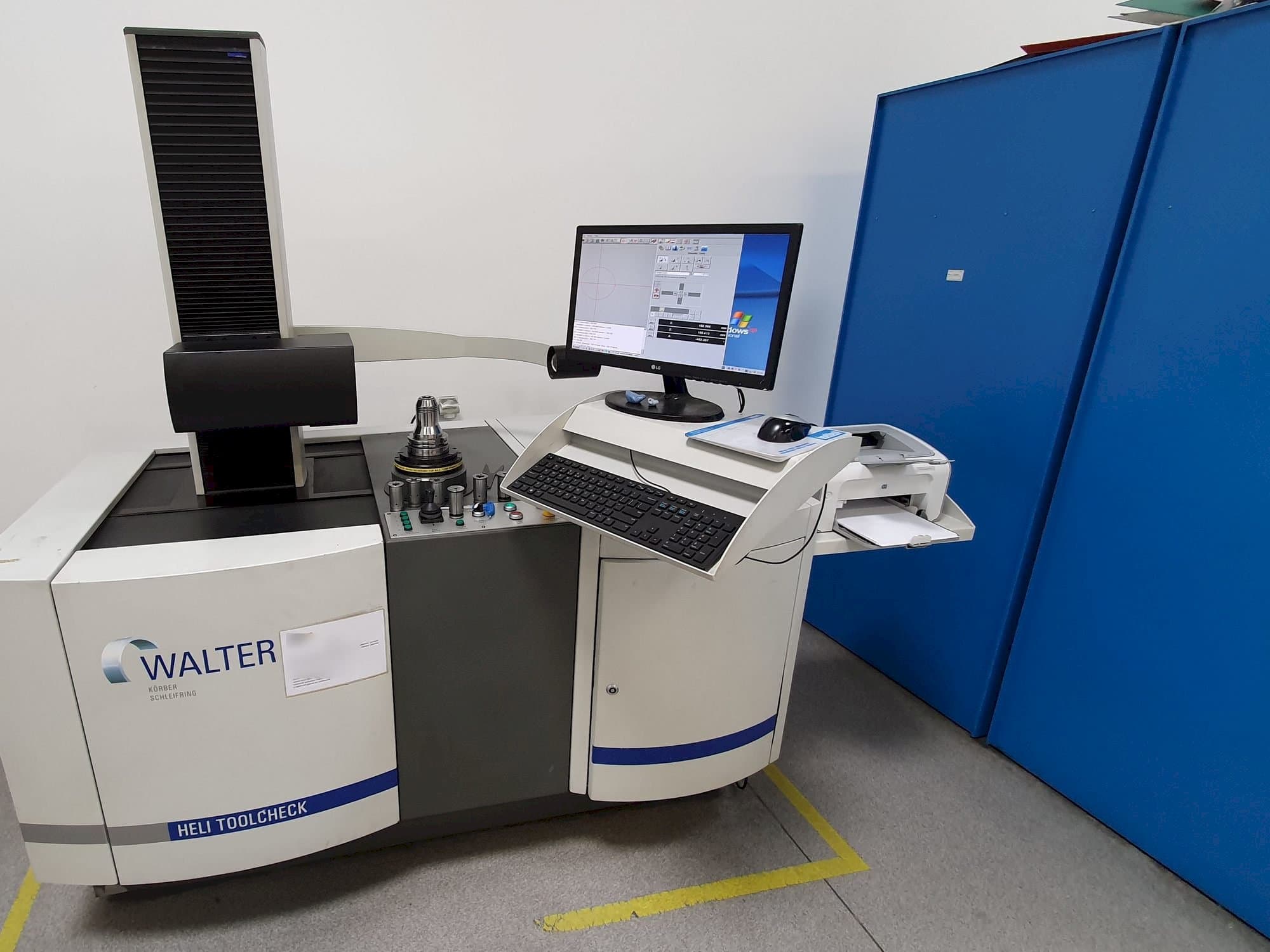 Вид станка Walter Heli Toolcheck 3C спереди