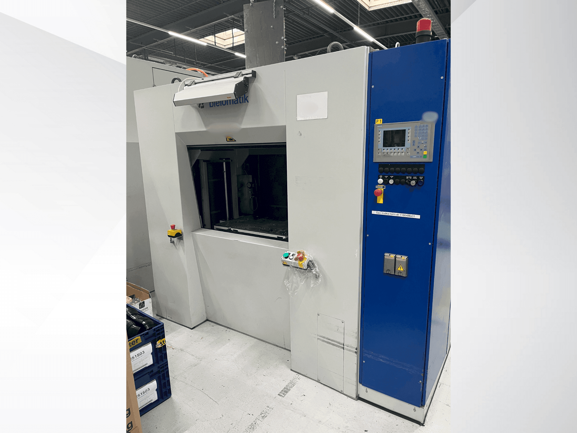 Вид станка bielomatik K3212 спереди