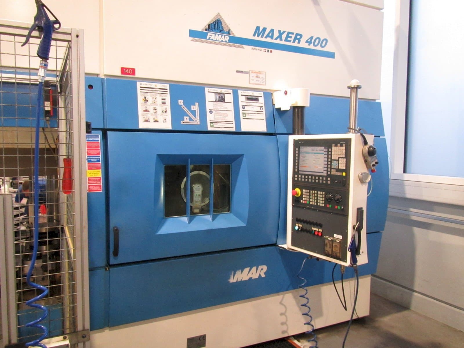 Вид станка Famar Maxer 400 спереди