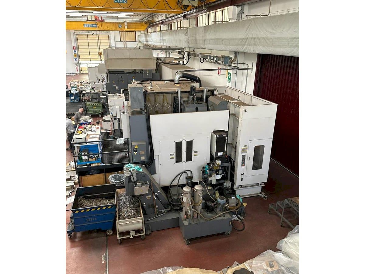 Вид станка Okuma MILLAC 800VH спереди