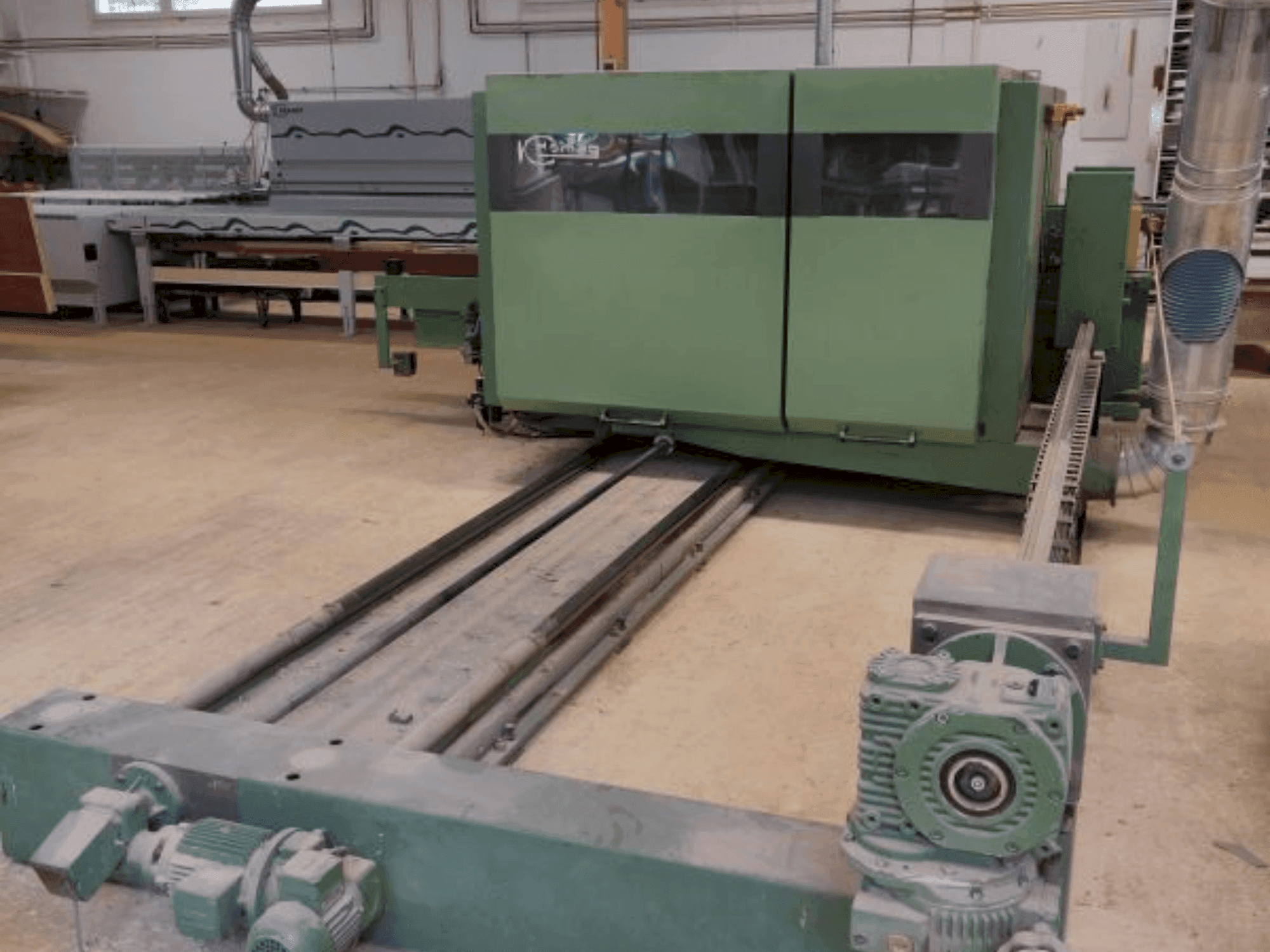 Вид станка HOMAG WEINMANN FLO 23 спереди