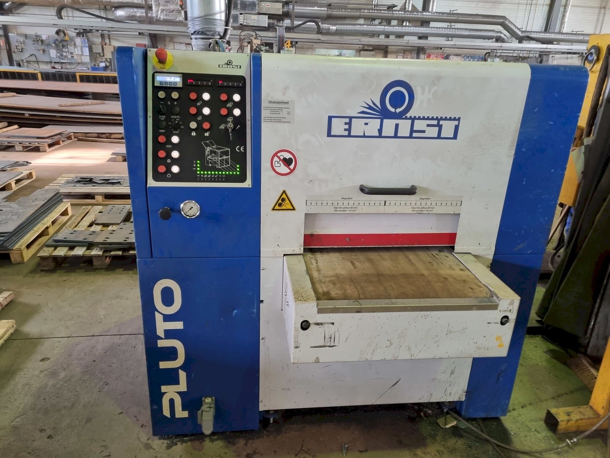 Вид станка ERNST PLUTO ELL 600  спереди