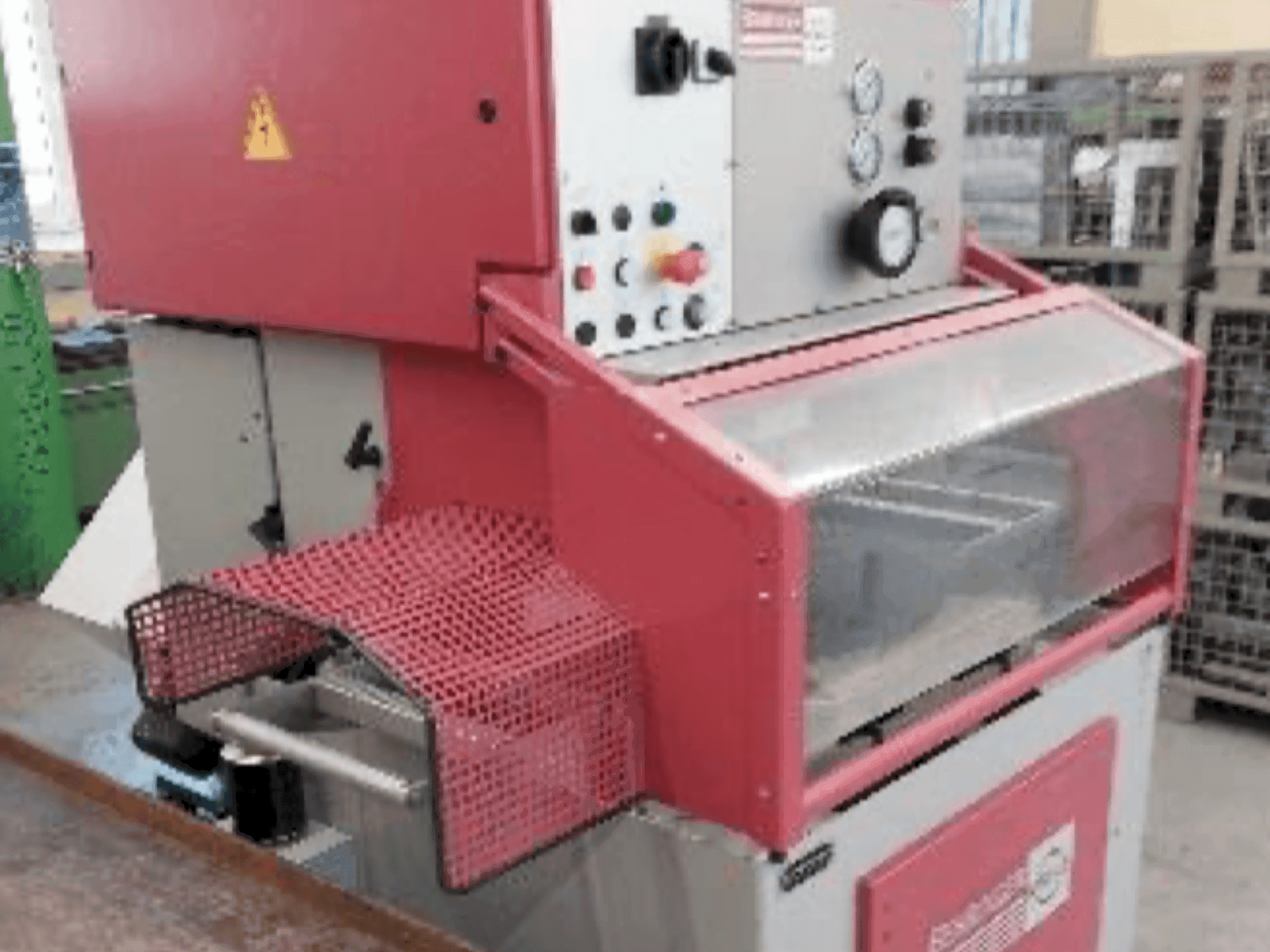 Вид станка Behringer EISELE PSU 450 H  спереди