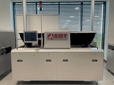 Вид станка SMT UV 3/-3 спереди