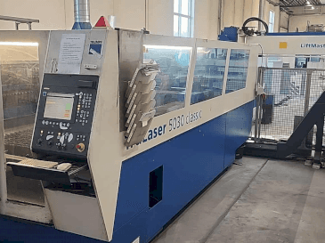 Вид станка TRUMPF TruLaser 5030 classic спереди