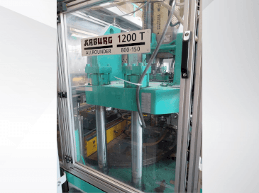 Вид станка Arburg Allrounder 1200T 800-150  спереди