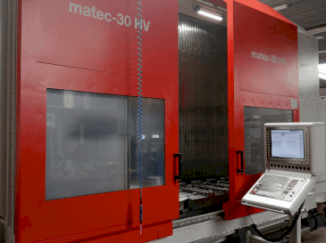 Вид станка Matec 30 HV спереди
