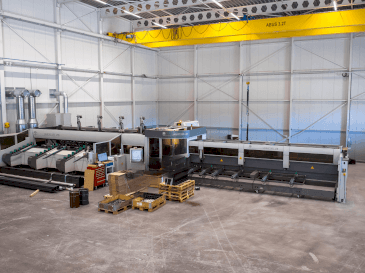 Вид станка BLM Adige LT8 4kW Co2  спереди