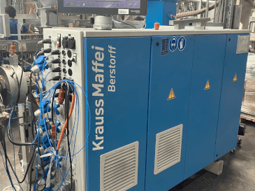 Вид станка Krauss Maffei KME 45 XS спереди