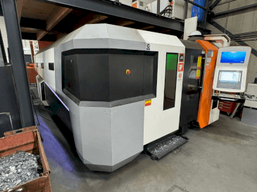 Вид станка ERMAKSAN Fibermak Momentum Gen-3 4,0,kW  спереди