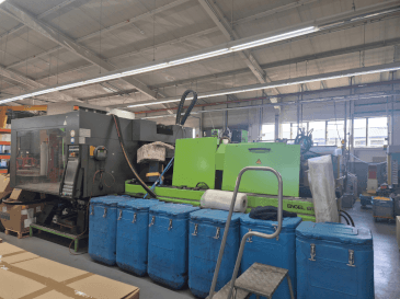 Вид станка Engel Victory 2050H500V/300 Combi  спереди