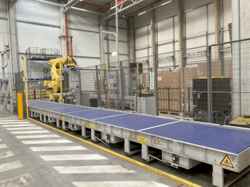 Вид станка FANUC M-2000iA/1700L спереди