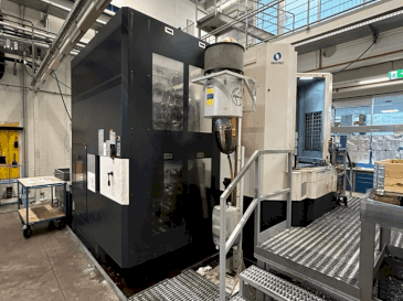 Вид станка Makino a81 спереди