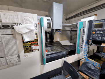 Вид станка Feeler FVP1300A спереди