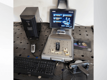 Вид станка KEYENCE XM-1000 спереди