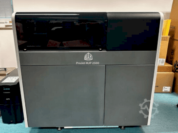 Вид станка 3DSYSTEMS projet 2500 plus спереди
