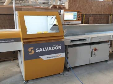 Вид станка SALVADOR Superpush 200 спереди