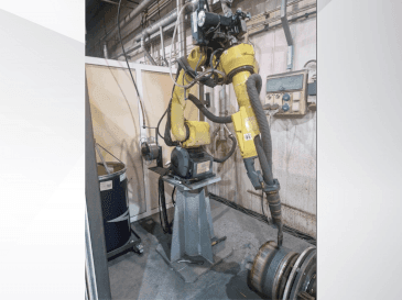 Вид станка FANUC ARC Mate 100iC спереди