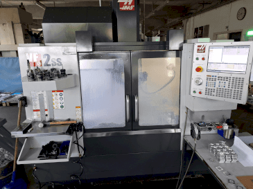 Вид станка HAAS VF 2 SS спереди
