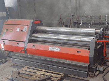 Вид станка Akyapak AHS 20/06  спереди