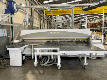 Вид станка MACMAZZA Top Saw спереди