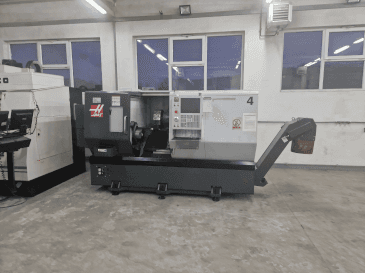 Вид станка HAAS ST-30Y  спереди