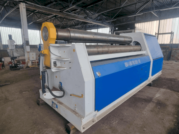 Вид станка Metallkraft RBM 4 HMS Pro 3050-150 спереди