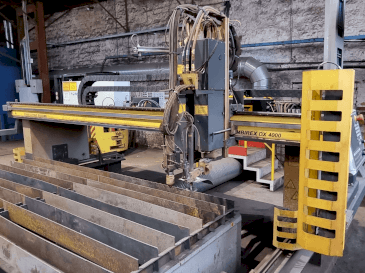 Вид станка ESAB Combirex DX 4000 спереди