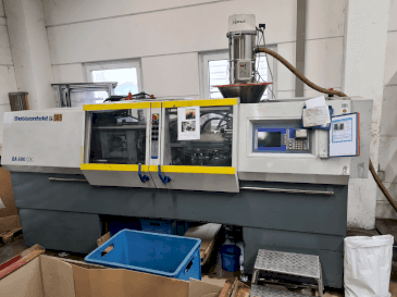 Вид станка Battenfeld BA 600/200 CDC  спереди