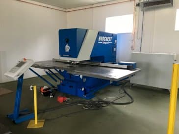 Вид станка BOSCHERT Compact 750 спереди
