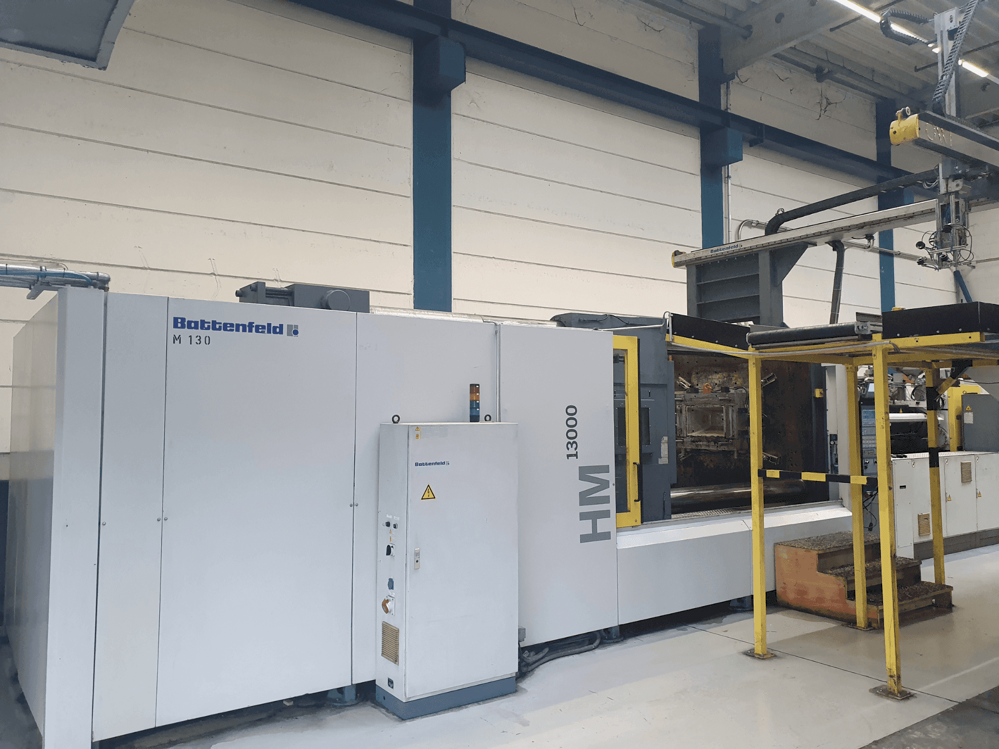 Вид станка Battenfeld HM 13000/12000 спереди