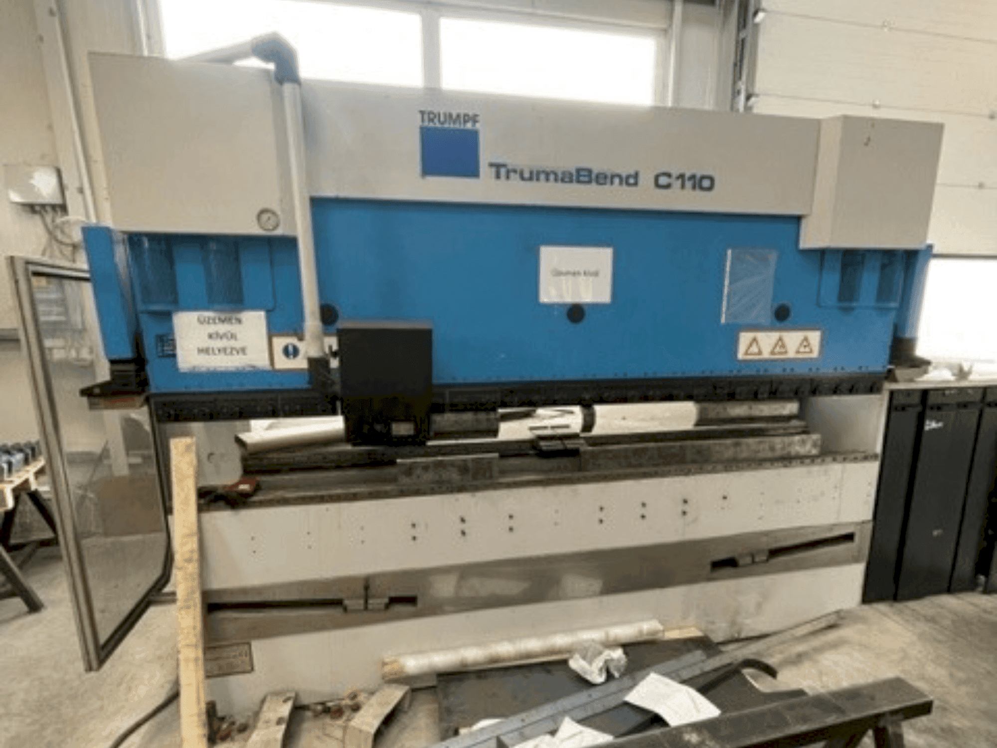 Вид станка TRUMPF TrumaBend C110 спереди