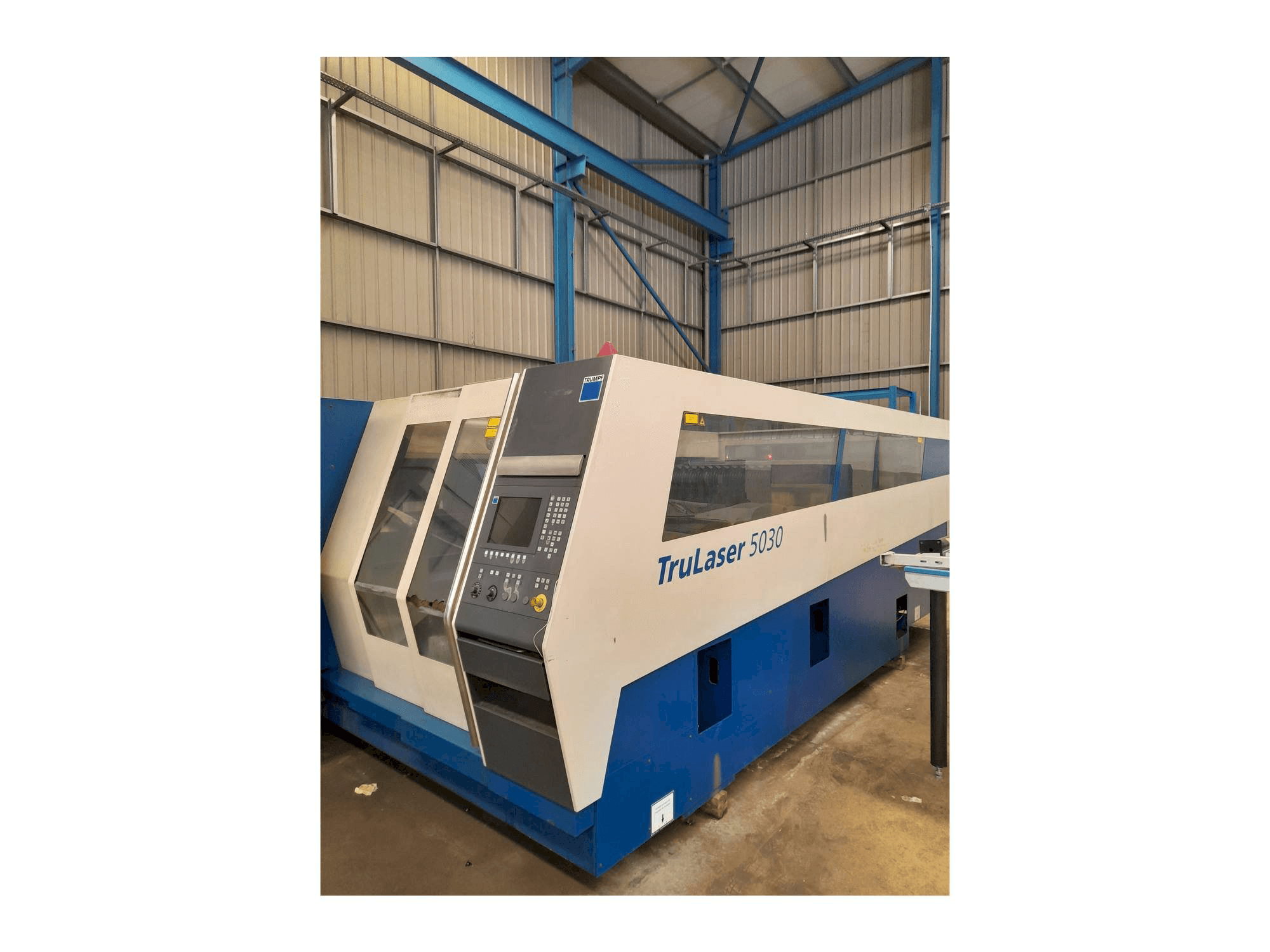Вид станка Trumpf Trulaser 5030 спереди
