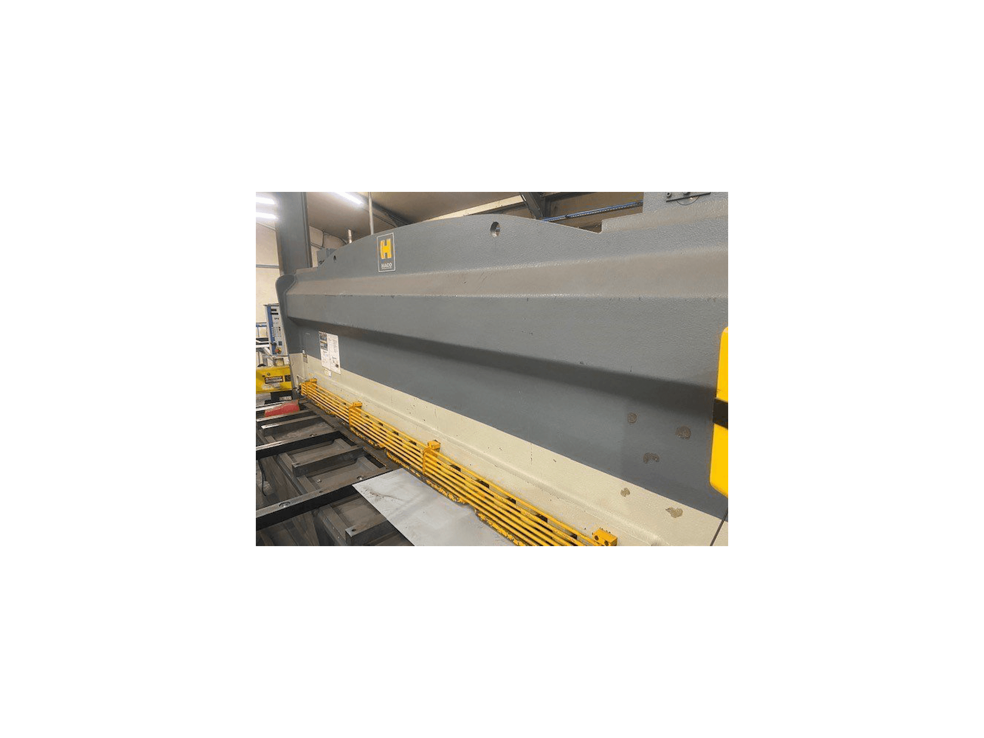 Вид станка HACO HSL спереди