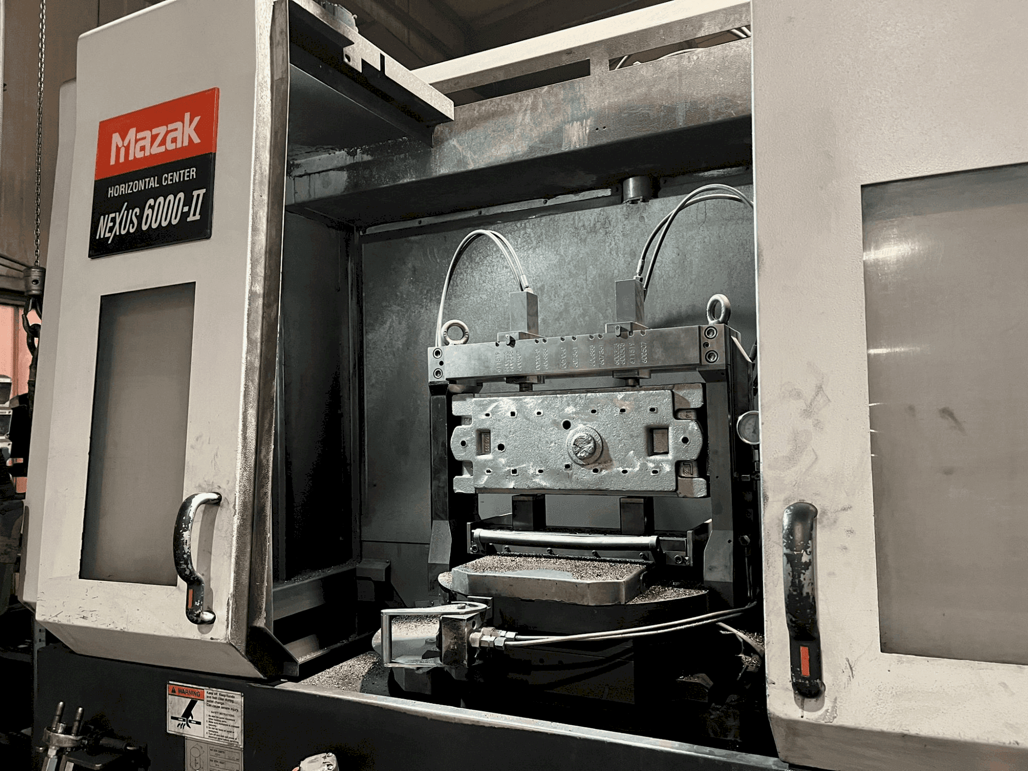 Вид станка Mazak HI Nexus 6000 II сбоку