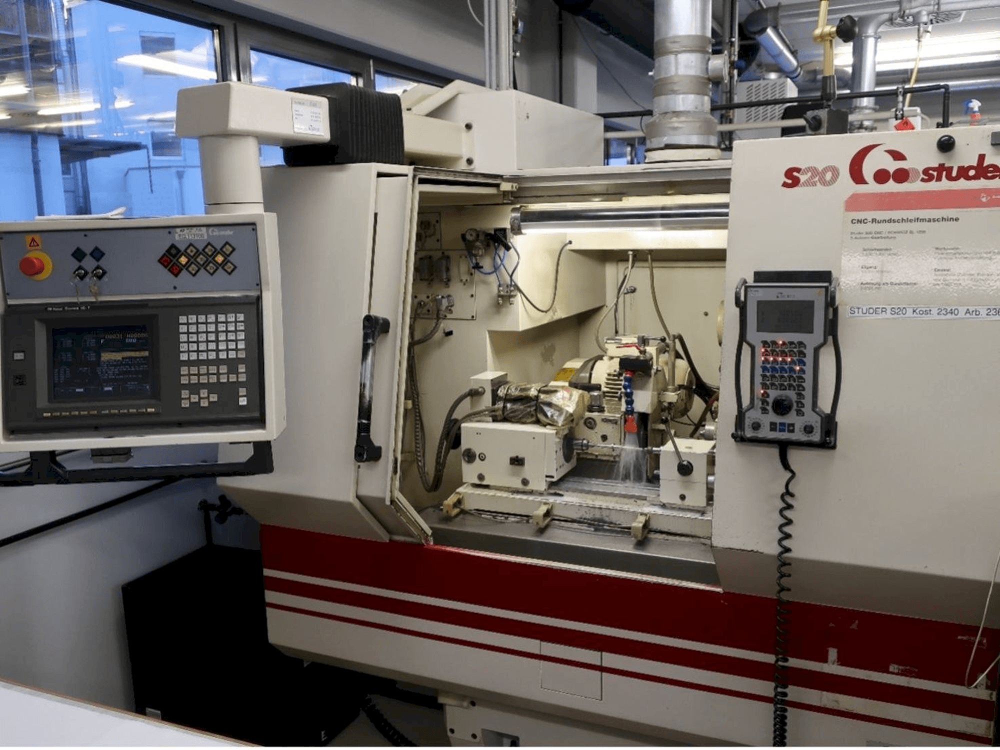Вид станка STUDER S20-CNC спереди