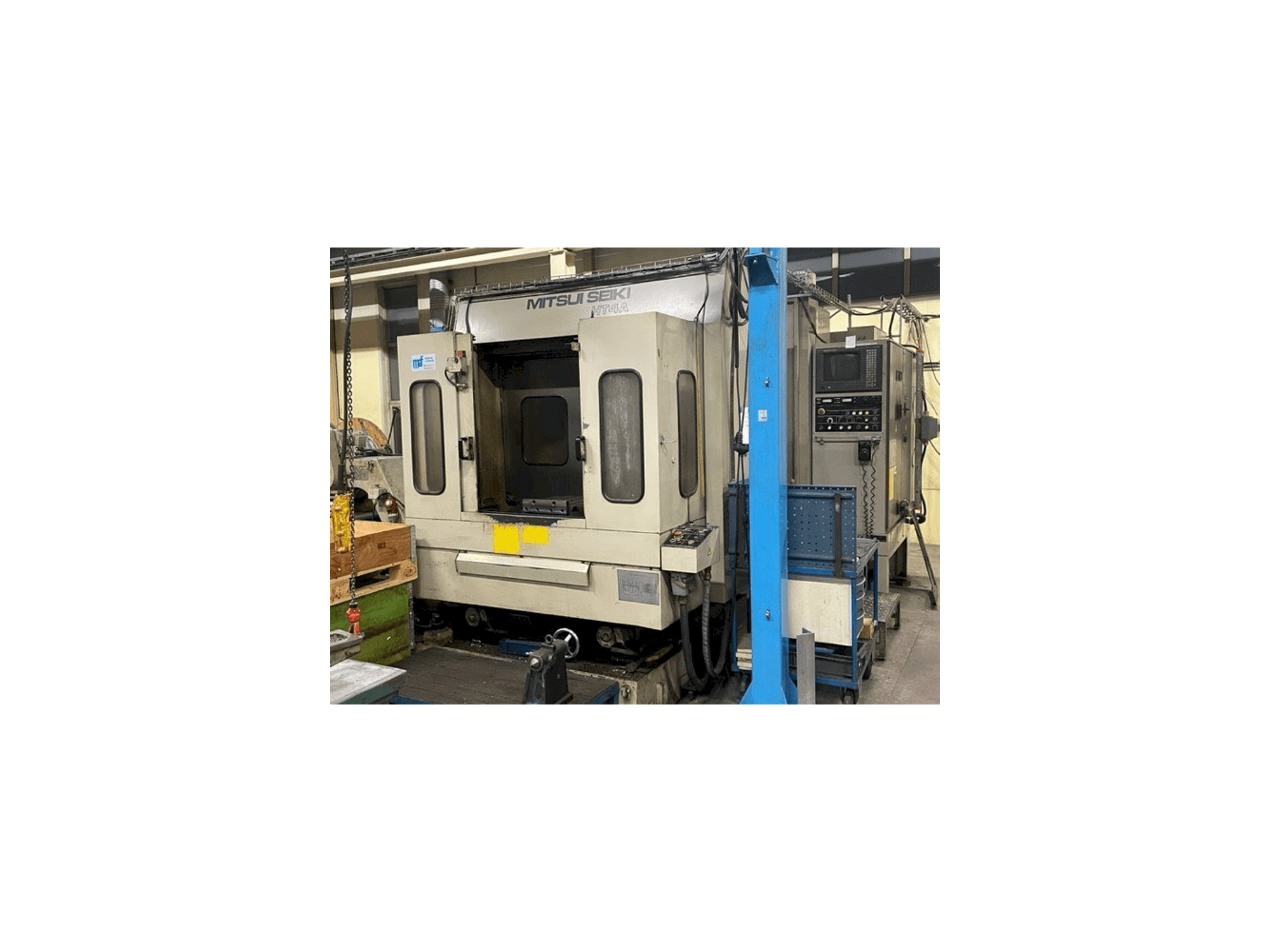 Вид станка Mitsui Seiki HT4A спереди