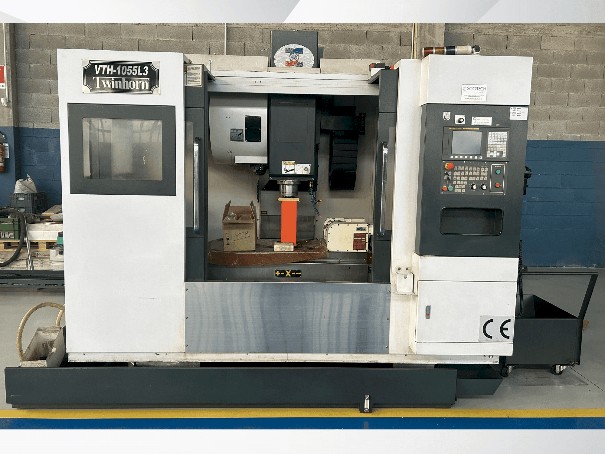 Вид станка Twinhorn VTH-1055L3 спереди