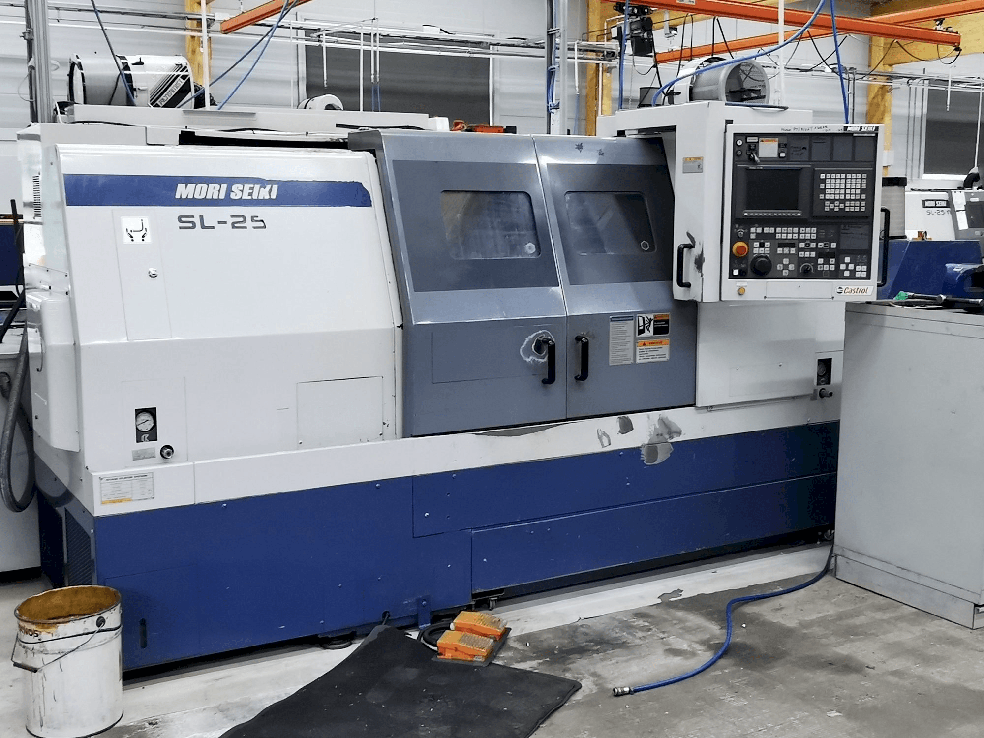 Вид станка MORI SEIKI SL-250 BMY спереди