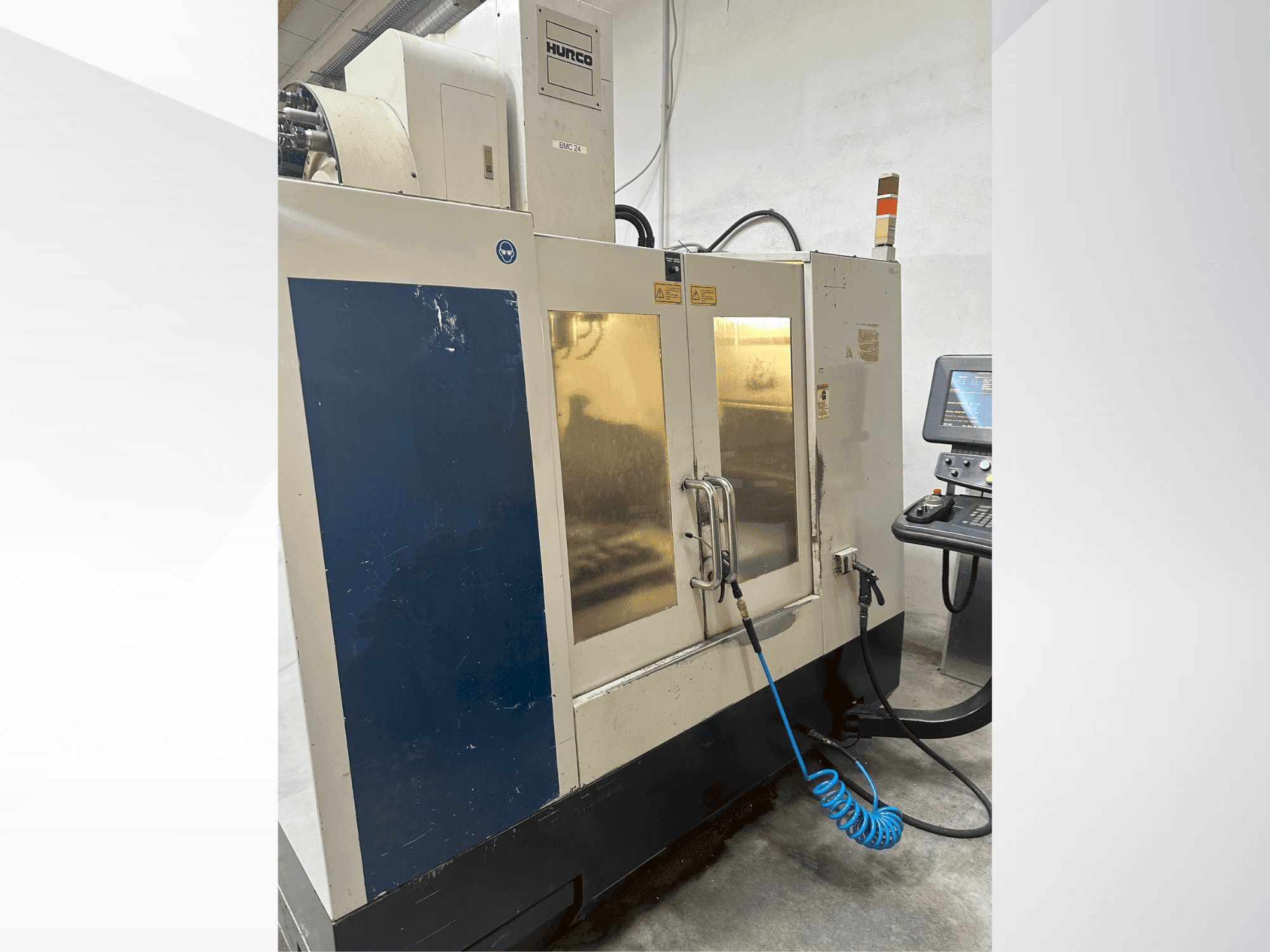 Вид станка Hurco BMC 2416 спереди