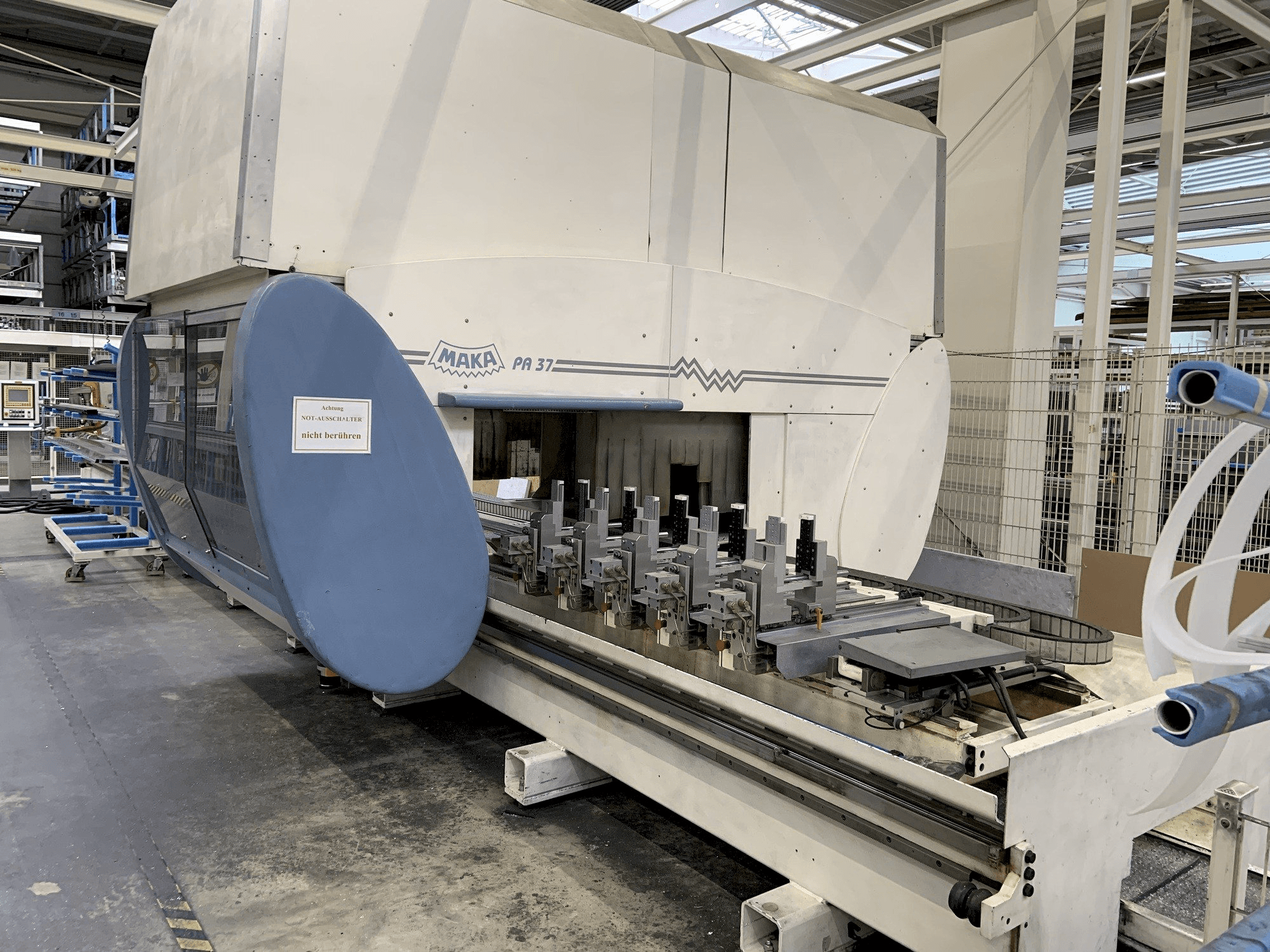 Вид станка MAKA PA37 спереди