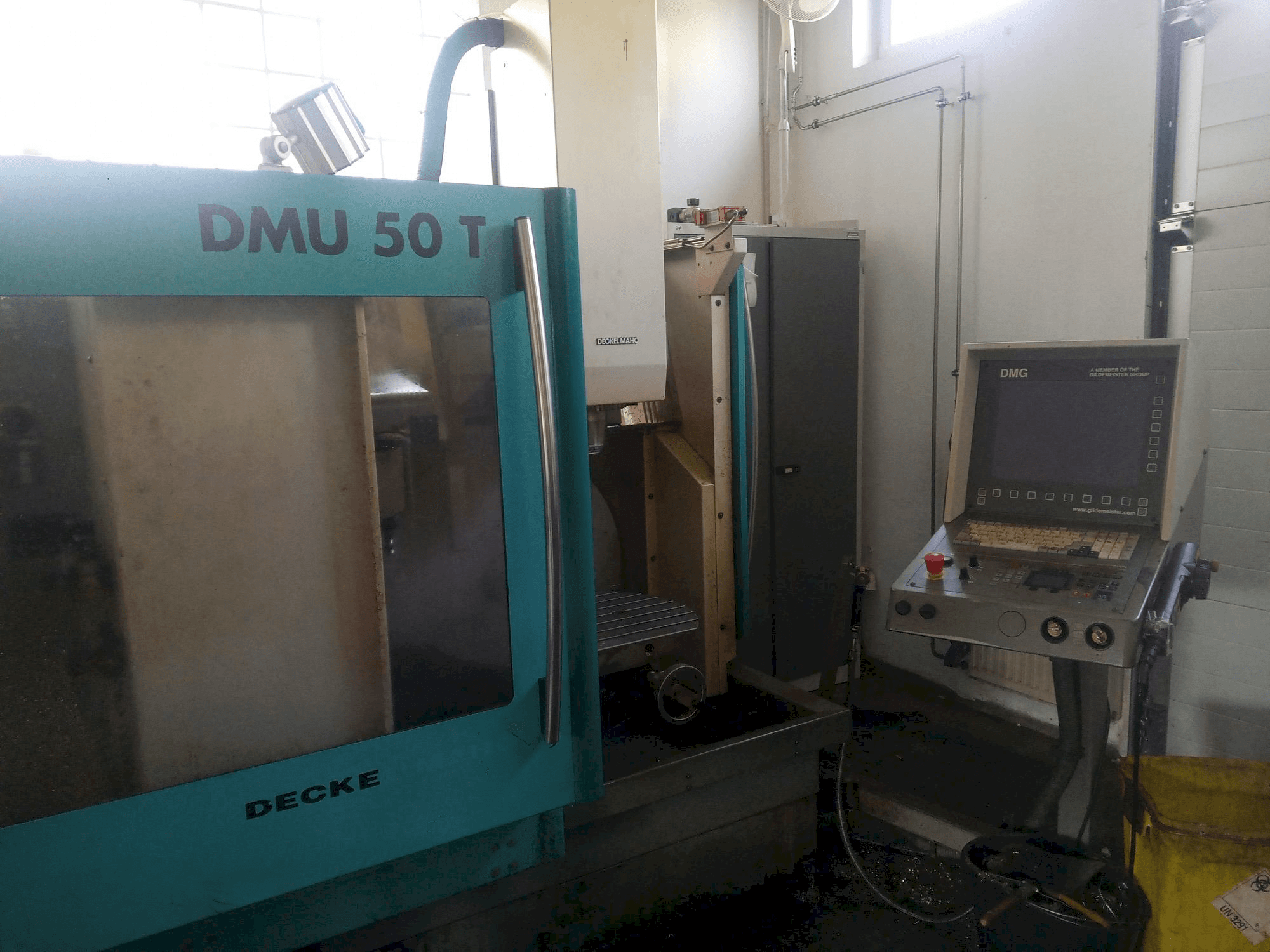 Вид станка DECKEL MAHO DMU 50 T спереди