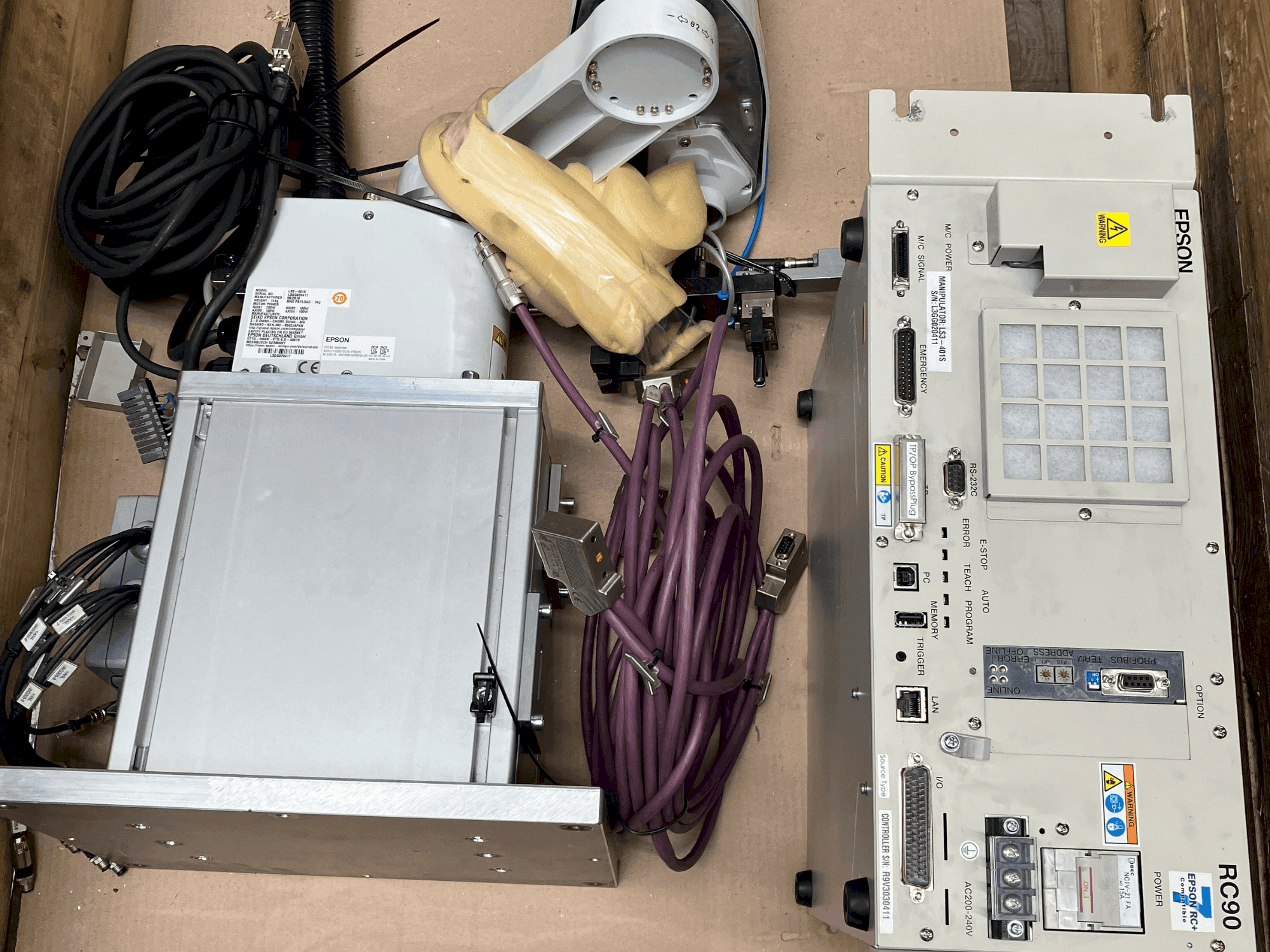 Вид станка EPSON LS6-602S спереди